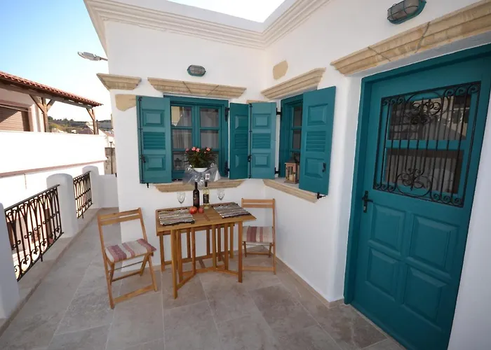 Semesterbostad Shirleys Kalithies